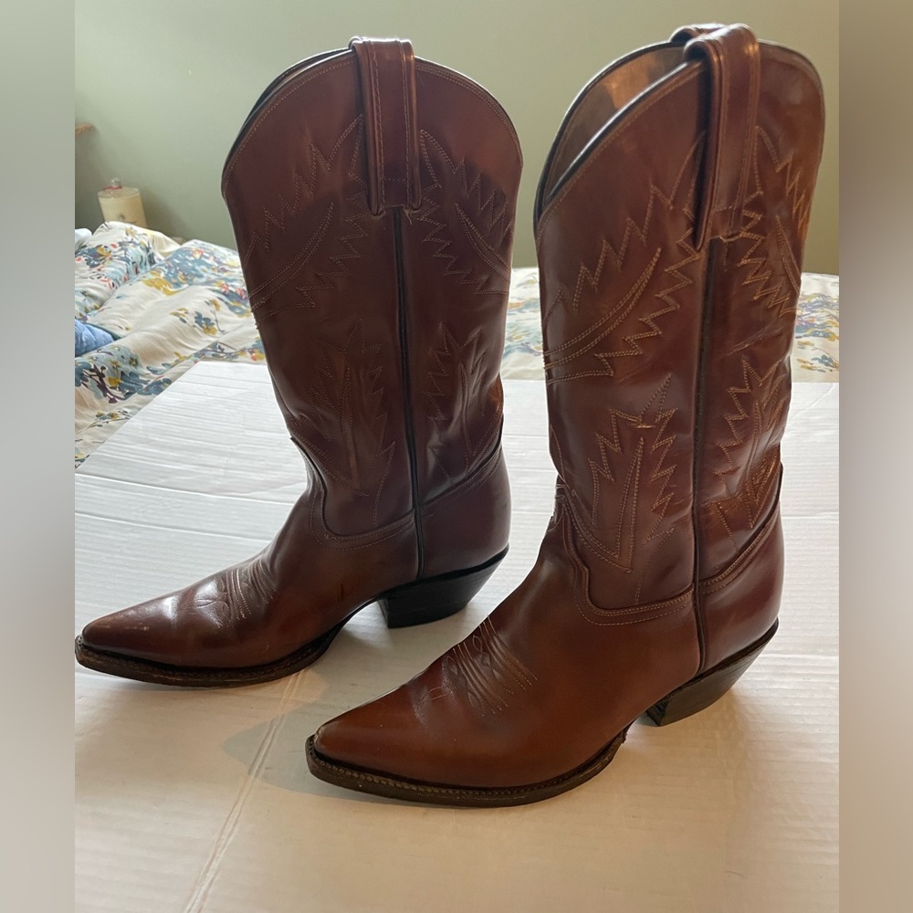 Caborca women’s brown leather cowboy boots. 24 1/2 - Size 7.5 , Festival ready.